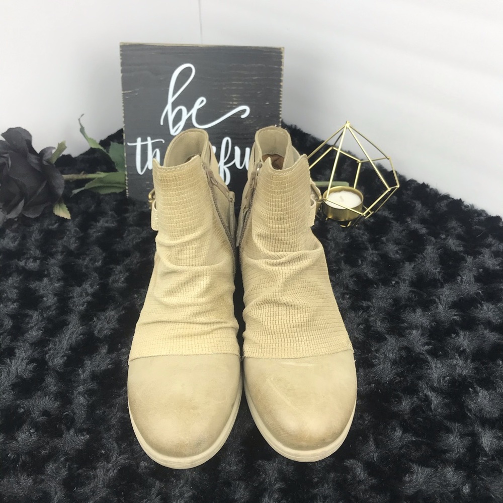 Miz Mooz Verona Boots - Picture 6 of 14